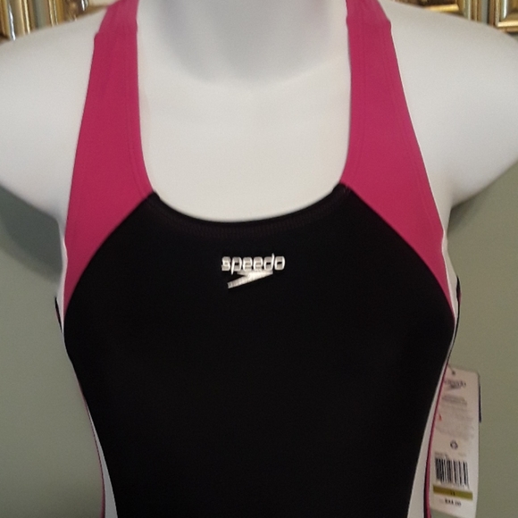 PRICE DROP TODAY NWT CUTE YOUTH SWIMSUIT - Picture 2 of 7